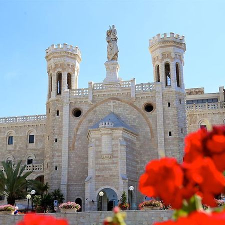 Notre Dame Center Hotel Jerusalem Exterior photo