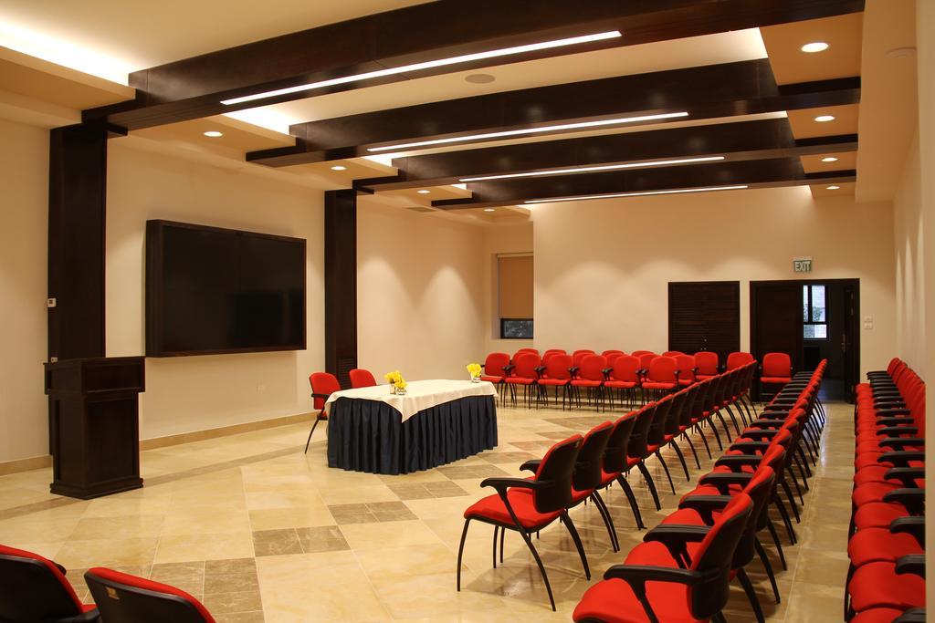 Notre Dame Center Hotel Jerusalem Exterior photo
